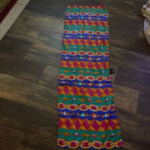 ST JOHN SCARF 100% SILK